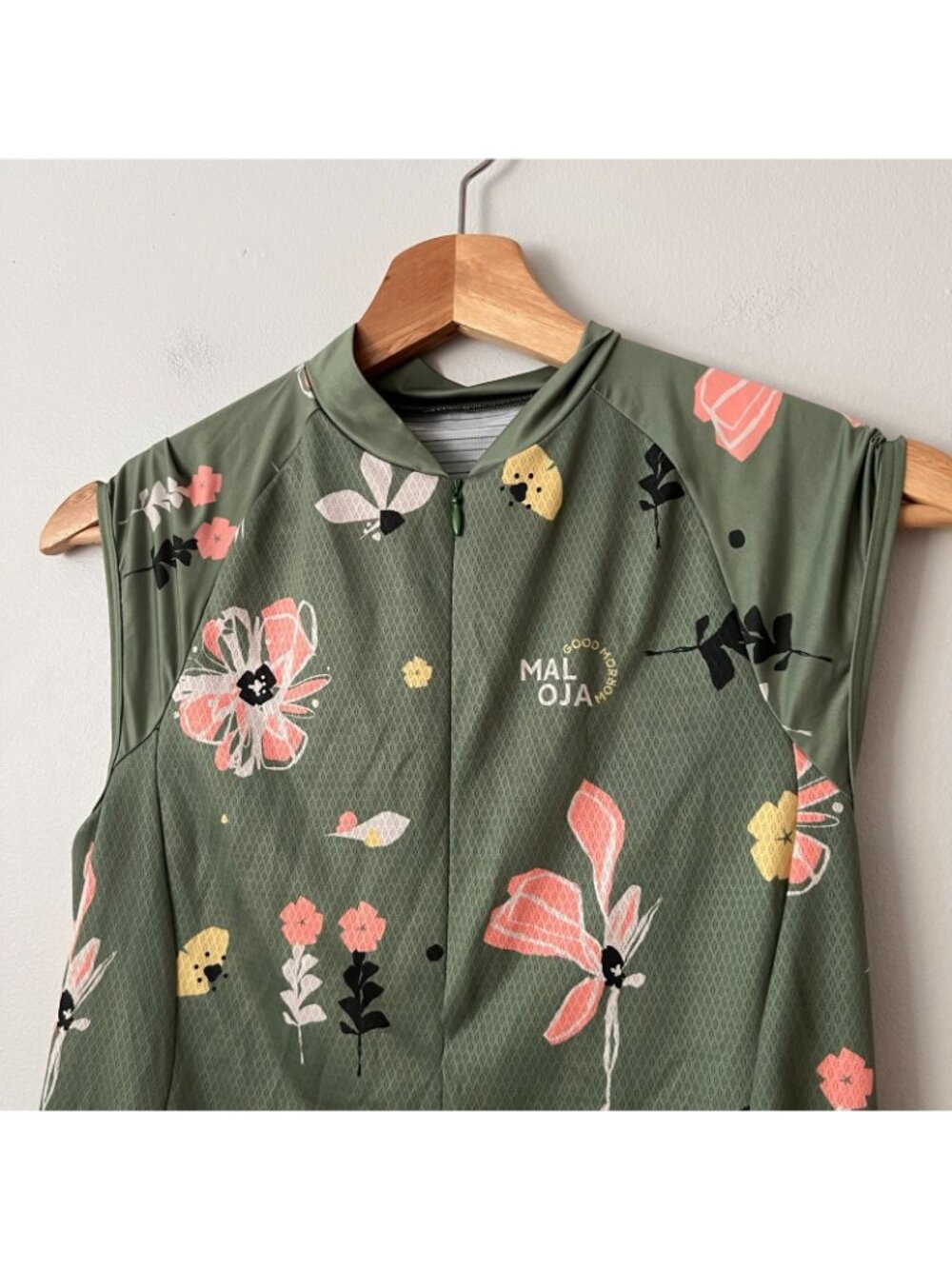 Maloja Green Floral Sleeveless Cycling Jersey Women's Size Medium - Picture 3 of 10